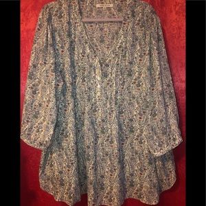 Rose and olive Plus size top 2x